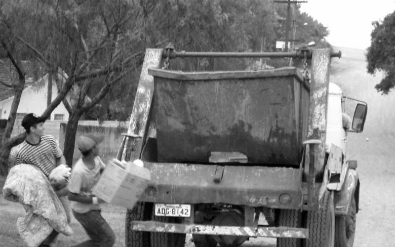 Inclusão ambiental, social e econômica: Ageco iniciou nesta semana a coleta de recicláveis em Prudentópolis