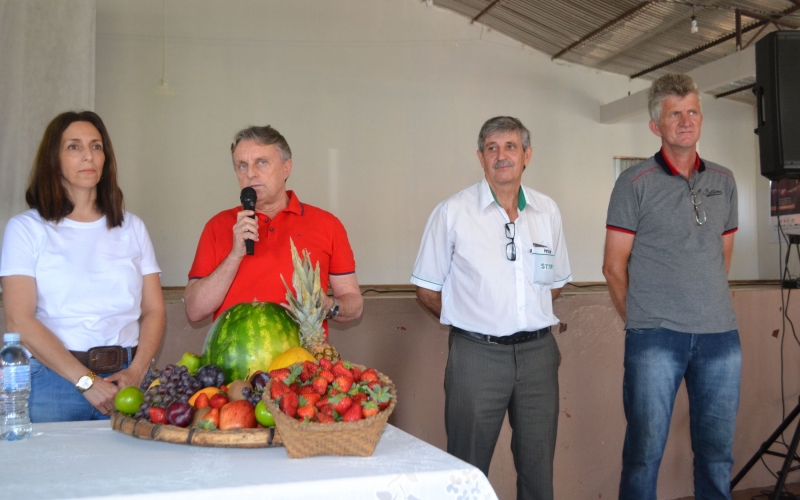 Seminário de fruticultura é realizado em Prudentópolis.