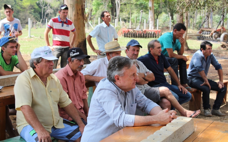 Prefeito Adelmo participa de almoço de confraternização na Associação de Agricultores de Papanduva de Baixo.