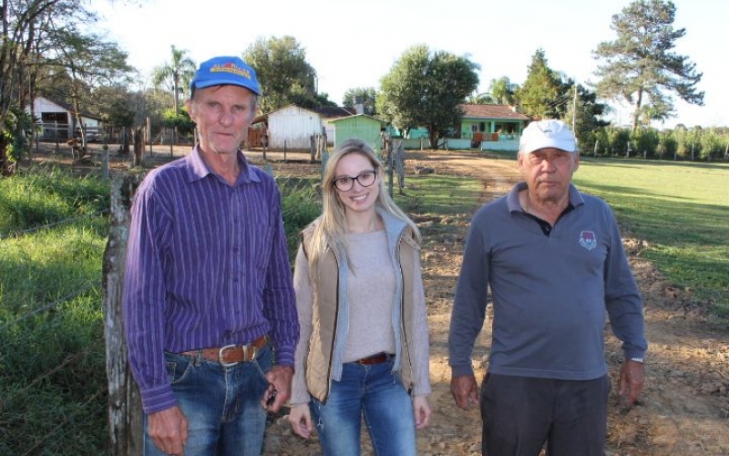 Agricultura. Programa Caminho do Campo atende pequenos agricultores em Prudentópolis.