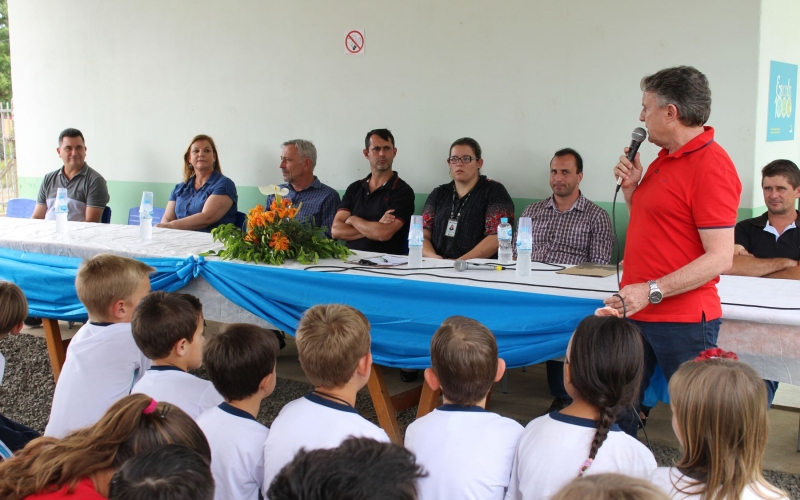 Prefeitura e Governo do Estado anunciam a liberação de recursos para a escola de Herval.