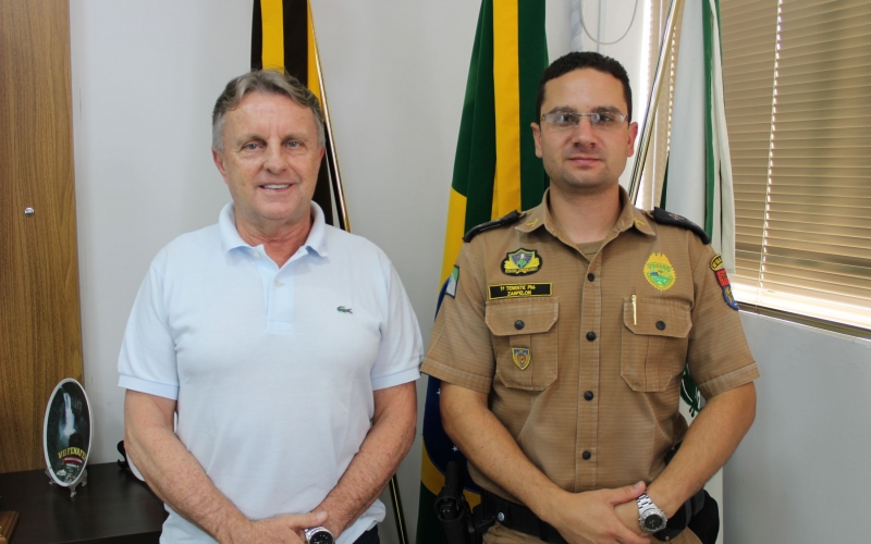 Novo Comandante da 4ª Cia da Polícia Militar visita o prefeito Adelmo